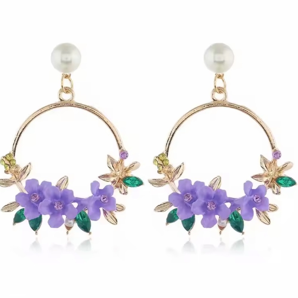 Fashion Jewelry Gold Floral Earrings with Lilac and Green Accents. - Picture 5 of 11